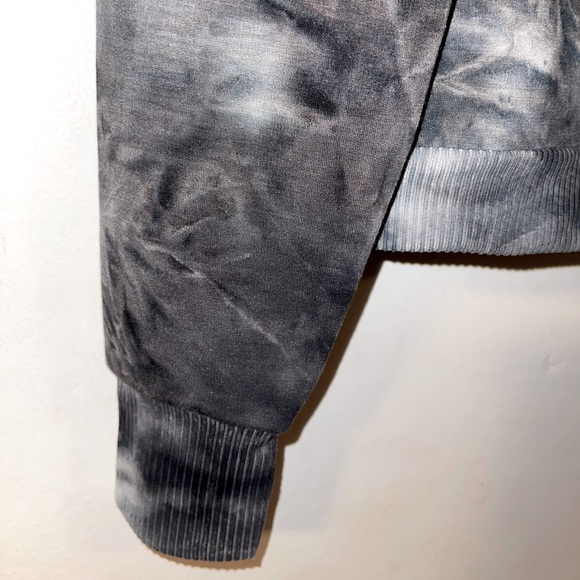 ✨HP✨ NWT “BEBE SPORT” SOFT BLACK & GREY TIE-DYE PULLOVER HOODIE, LADIES MEDIUM - Picture 6 of 7